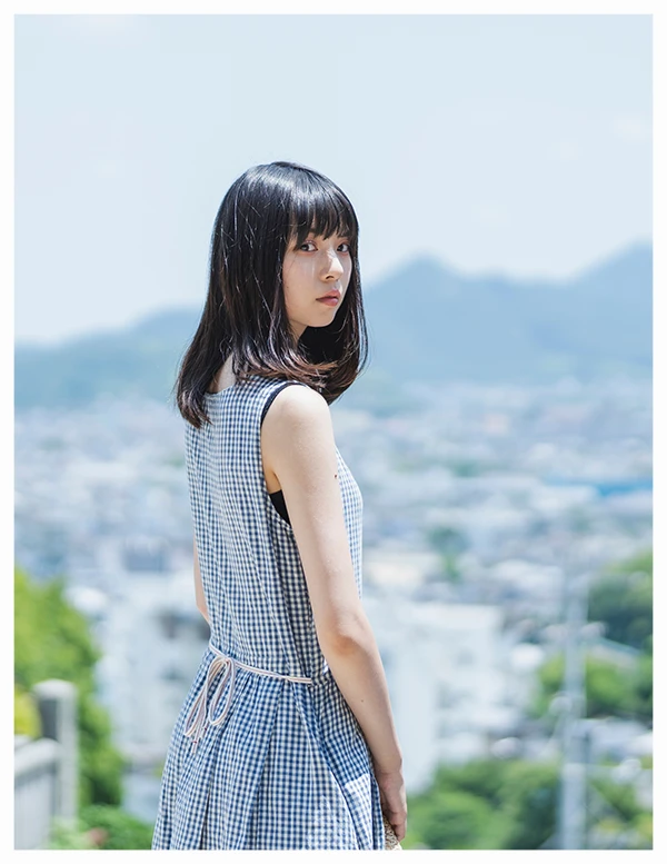 日常外出情境女性